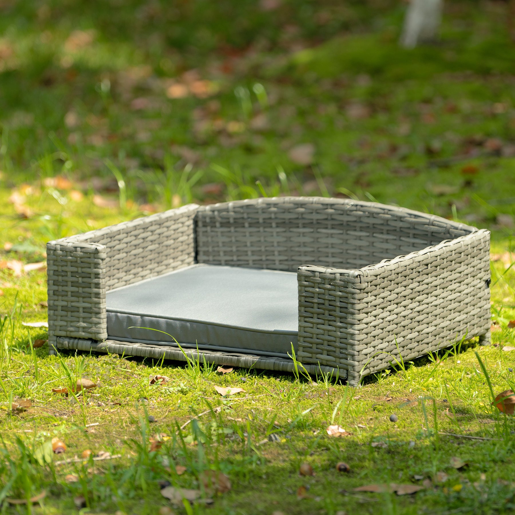 PE Rattan Dog Bed With Cushion