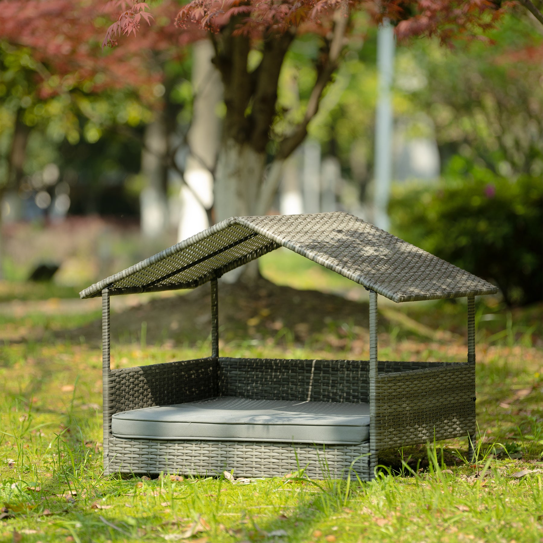 PE Rattan Dog Bed With Canopy