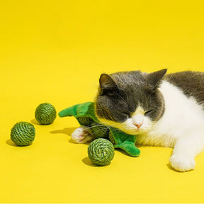 Green Pea Sisal Ball Cat Toy