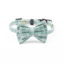 Chirvana Knitted Grinding Cat Collar Bowtie